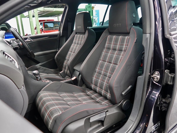 Used Volkswagen Golf 2011 for sale - 74564489: Photo 25