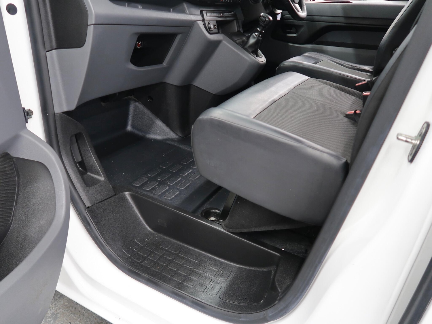 Used Vauxhall Vivaro 2020 for sale - 76608029: Photo 18