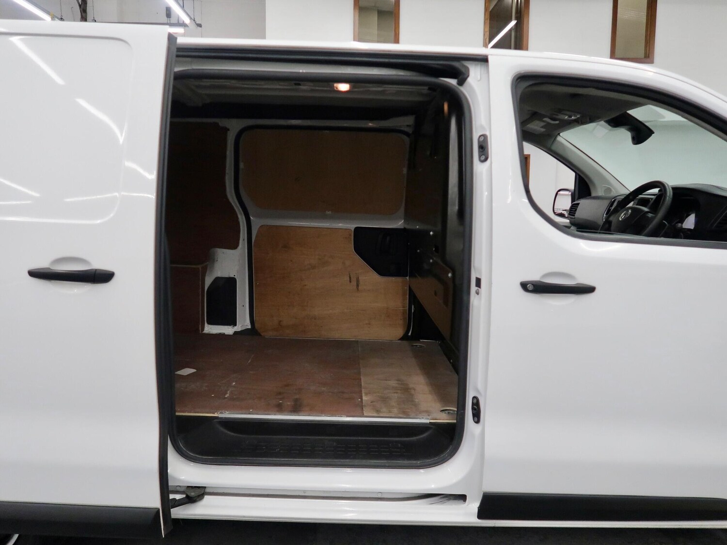 Used Vauxhall Vivaro 2020 for sale - 76608029: Photo 37