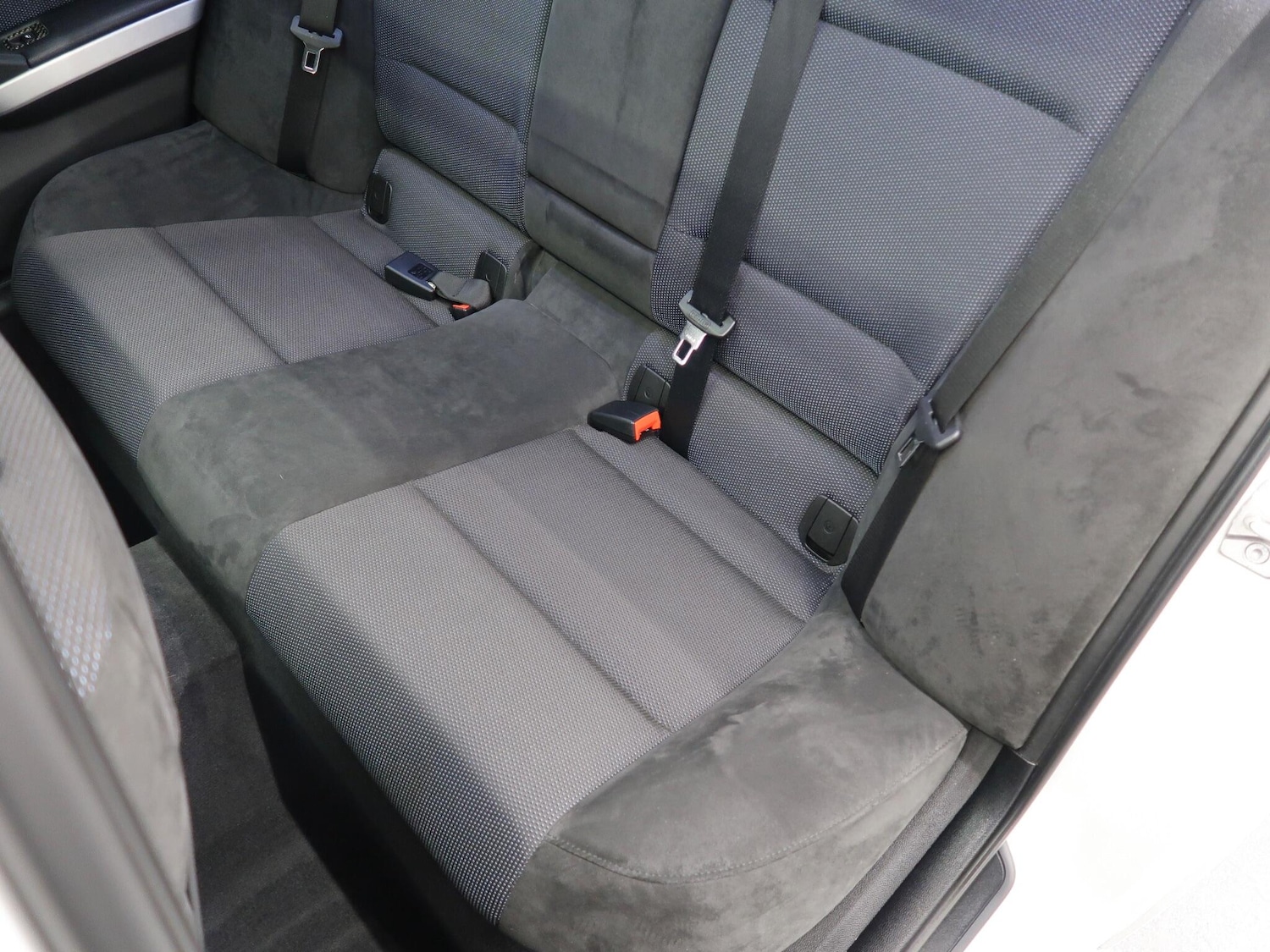 Used BMW 3 Series 2010 for sale - 76042087: Photo 29