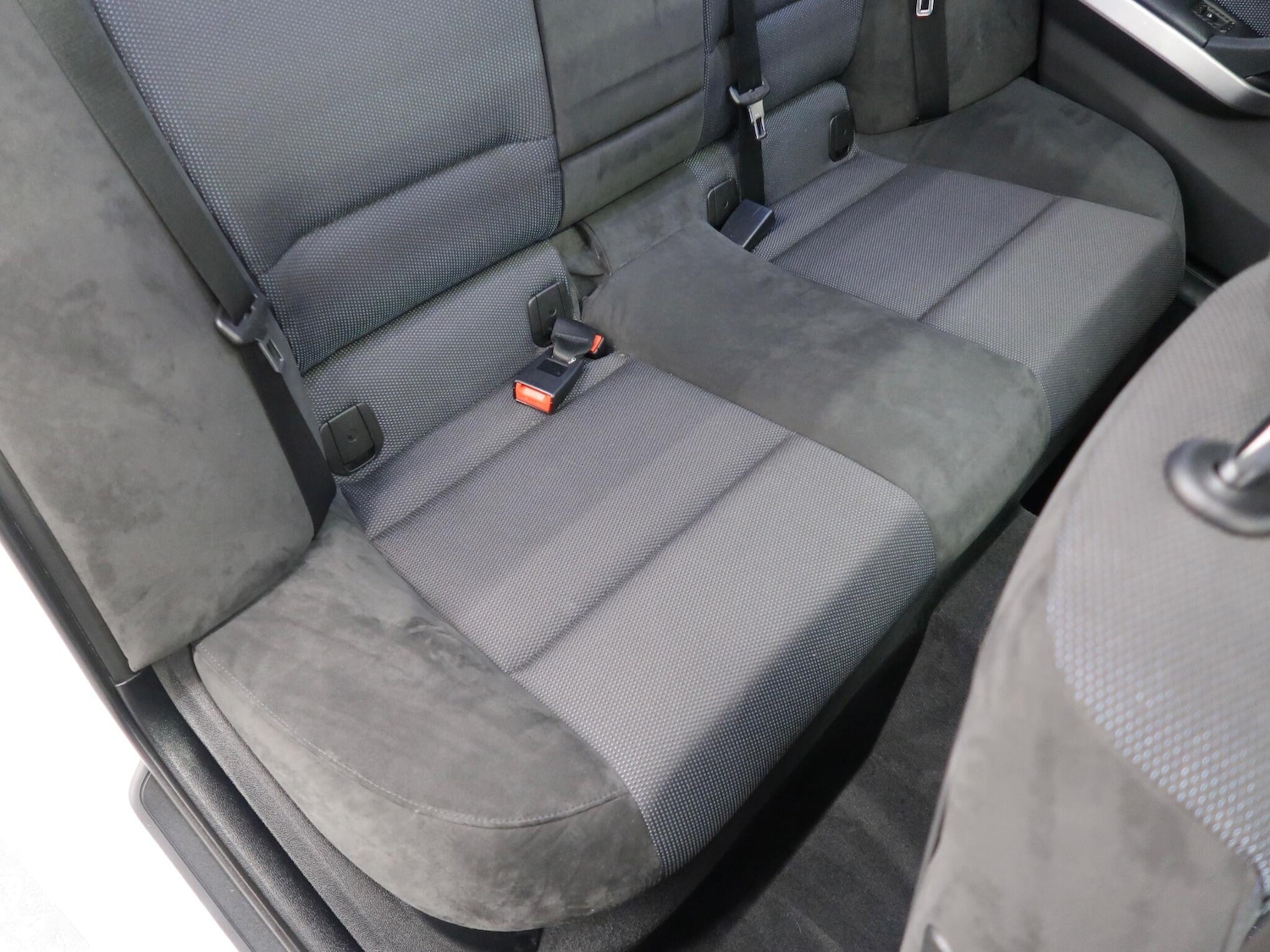 Used BMW 3 Series 2010 for sale - 76042087: Photo 30