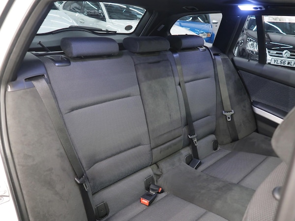 Used BMW 3 Series 2010 for sale - 76042087: Photo 31