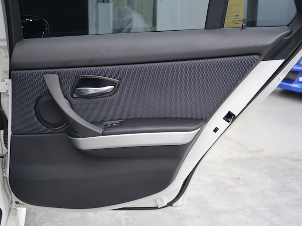 Used BMW 3 Series 2010 for sale - 76042087: Photo 35