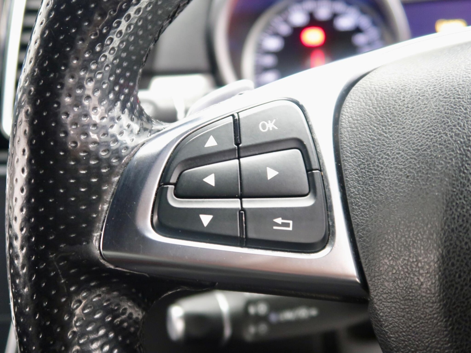 Used Mercedes-Benz GLE 2018 for sale - 78086894: Photo 32