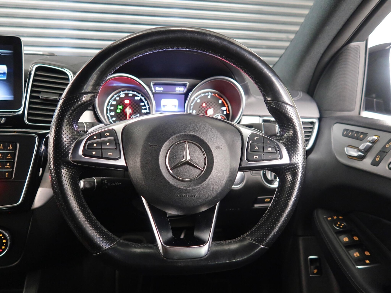 Used Mercedes-Benz GLE 2018 for sale - 78086894: Photo 45