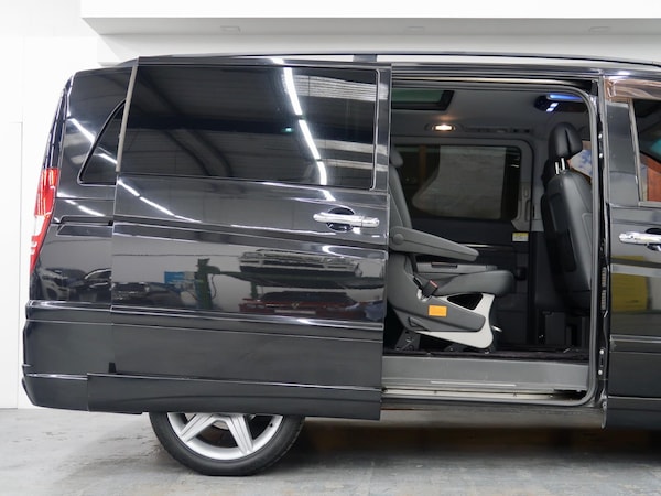 Used Mercedes-Benz V-Class 2025 for sale - 76239682: Photo 10