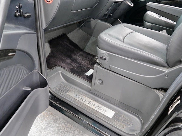 Used Mercedes-Benz V-Class 2025 for sale - 76239682: Photo 16