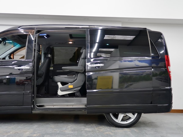 Used Mercedes-Benz V-Class 2025 for sale - 76239682: Photo 5
