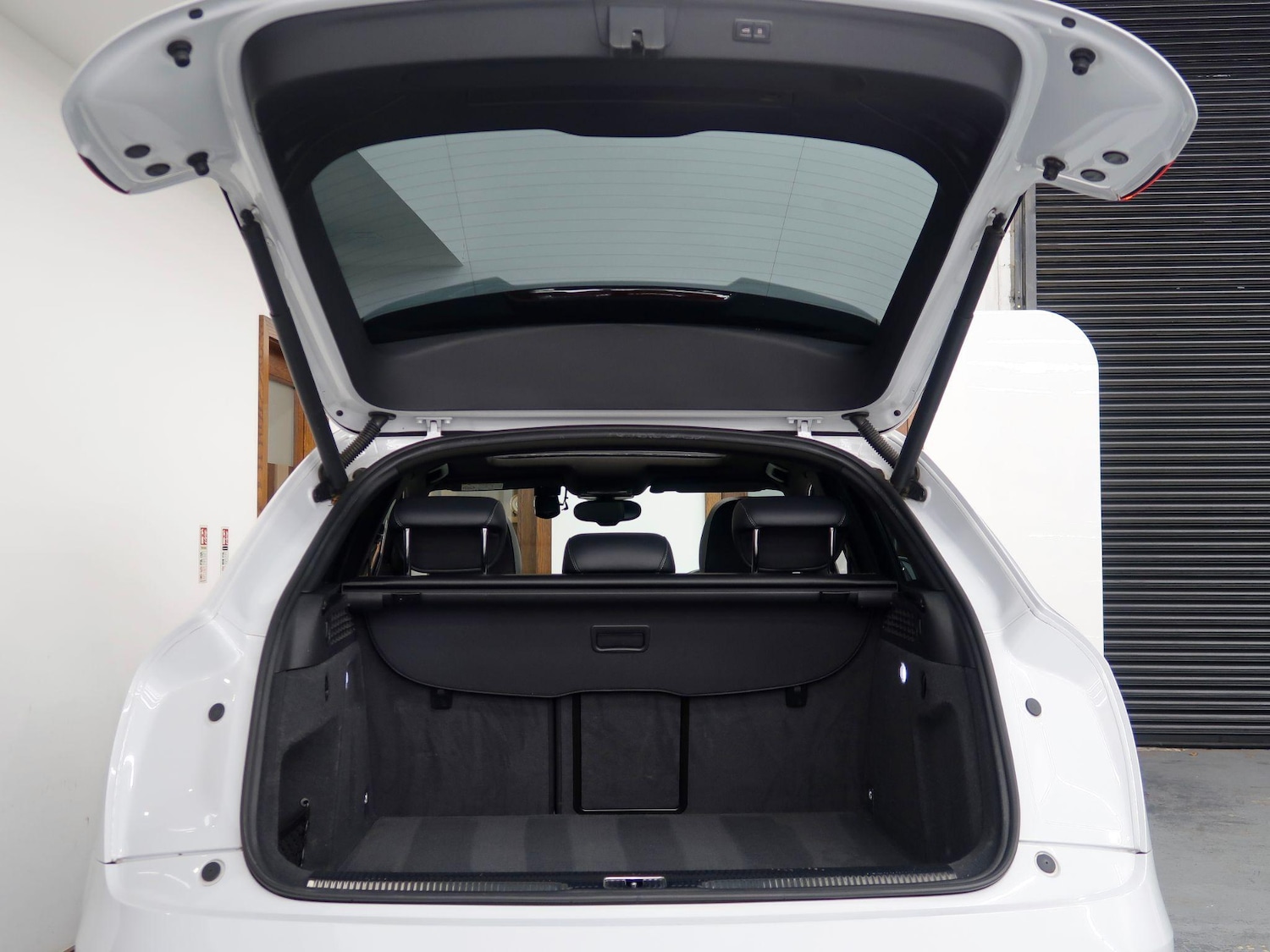 Used Audi RS Q3 2024 for sale - 76992292: Photo 48