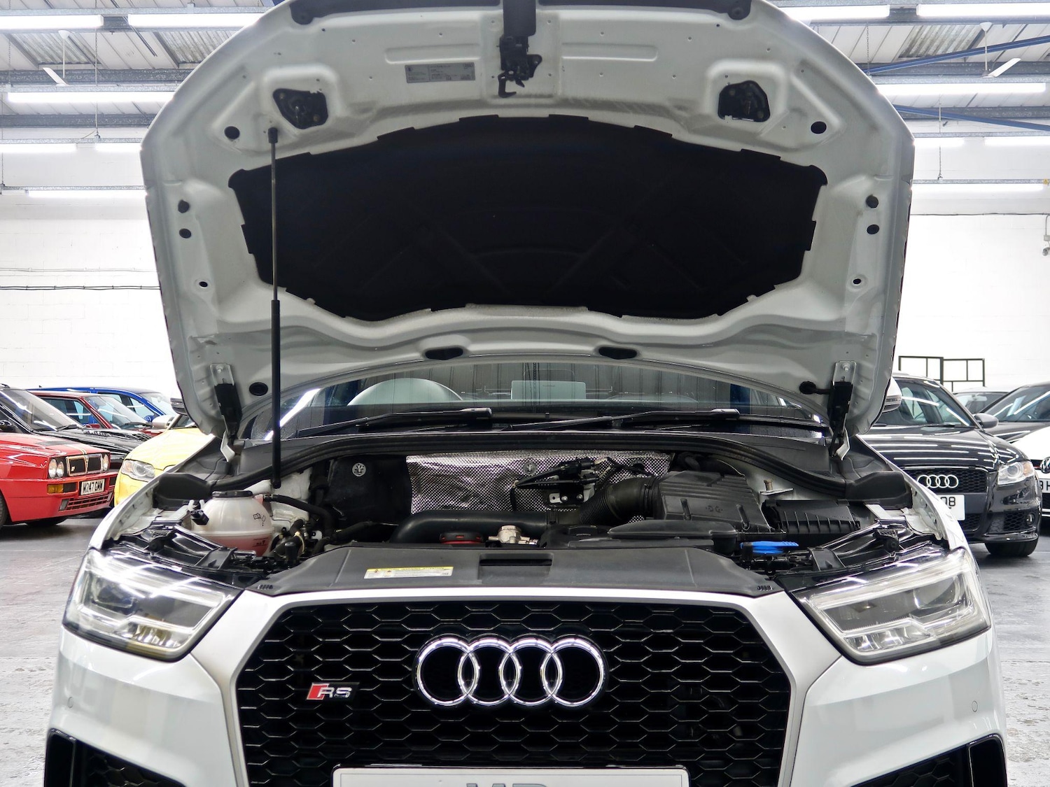 Used Audi RS Q3 2024 for sale - 76992292: Photo 54