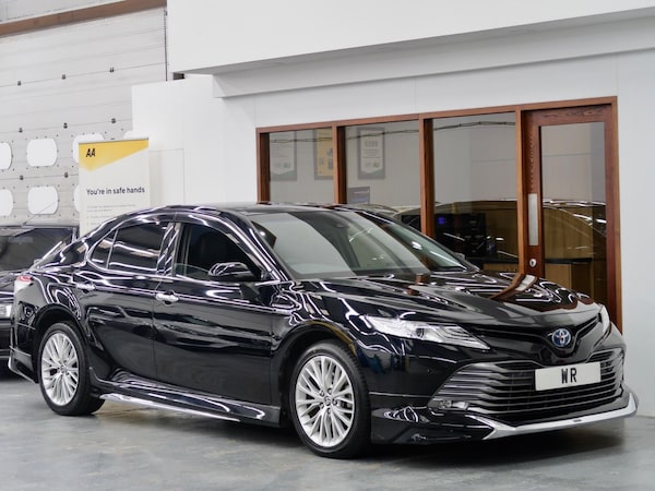 Used Toyota Camry 2020 for sale - 74945510: Photo 1