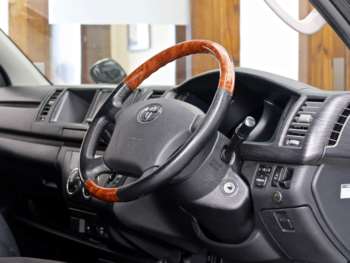 Used Toyota HiAce 2010 for sale - 72371882: Photo
