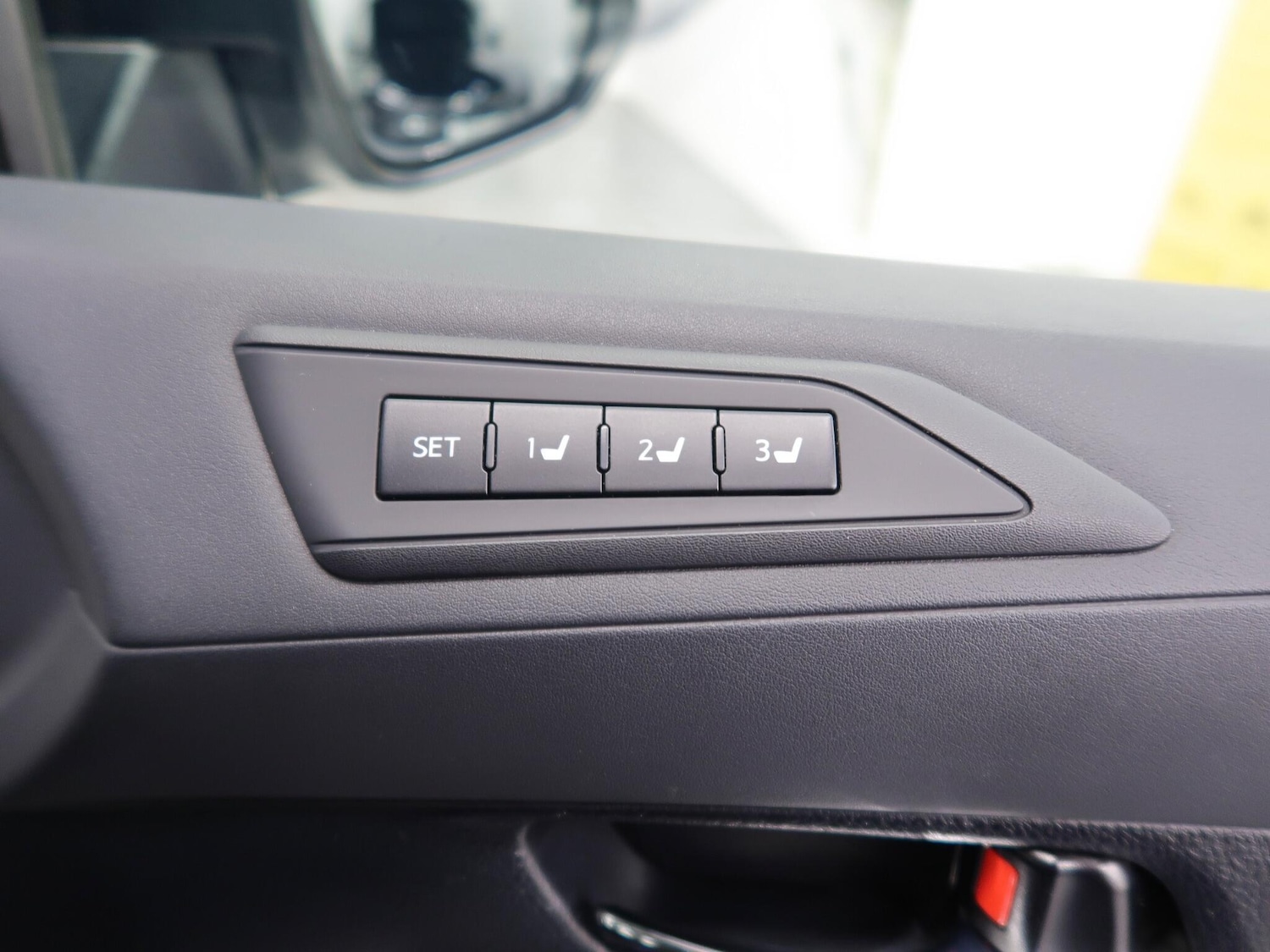 Used Toyota Alphard 2026 for sale - 77305971: Photo 31