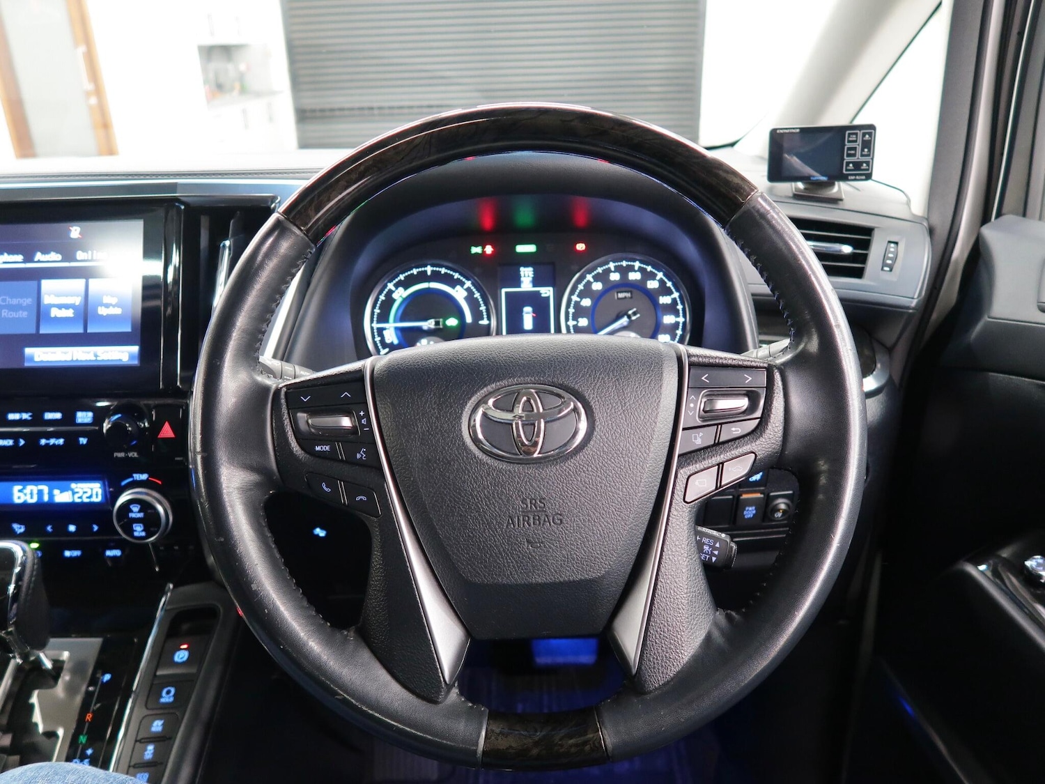 Used Toyota Alphard 2026 for sale - 77305971: Photo 42