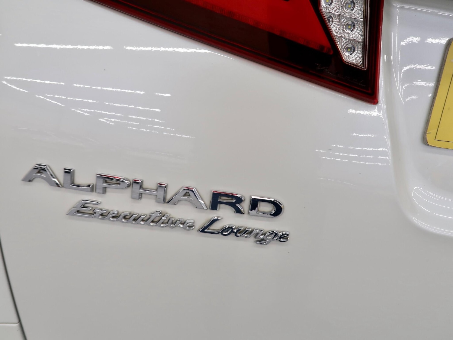 Used Toyota Alphard 2026 for sale - 77305971: Photo 49