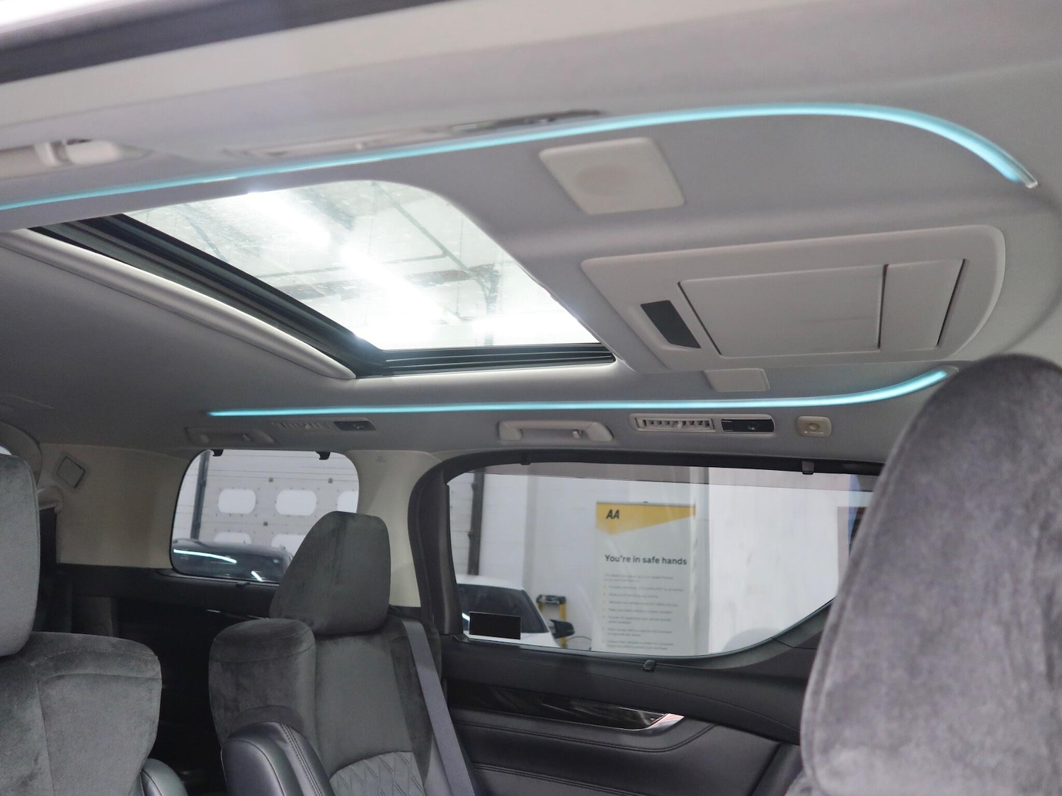 Used Toyota Alphard 2026 for sale - 77305971: Photo 58