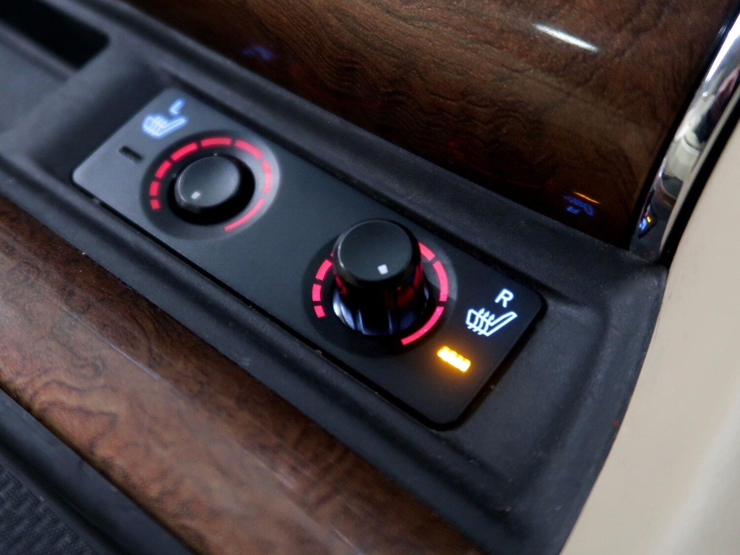 Used Toyota Alphard for sale - 77575137: Photo 27