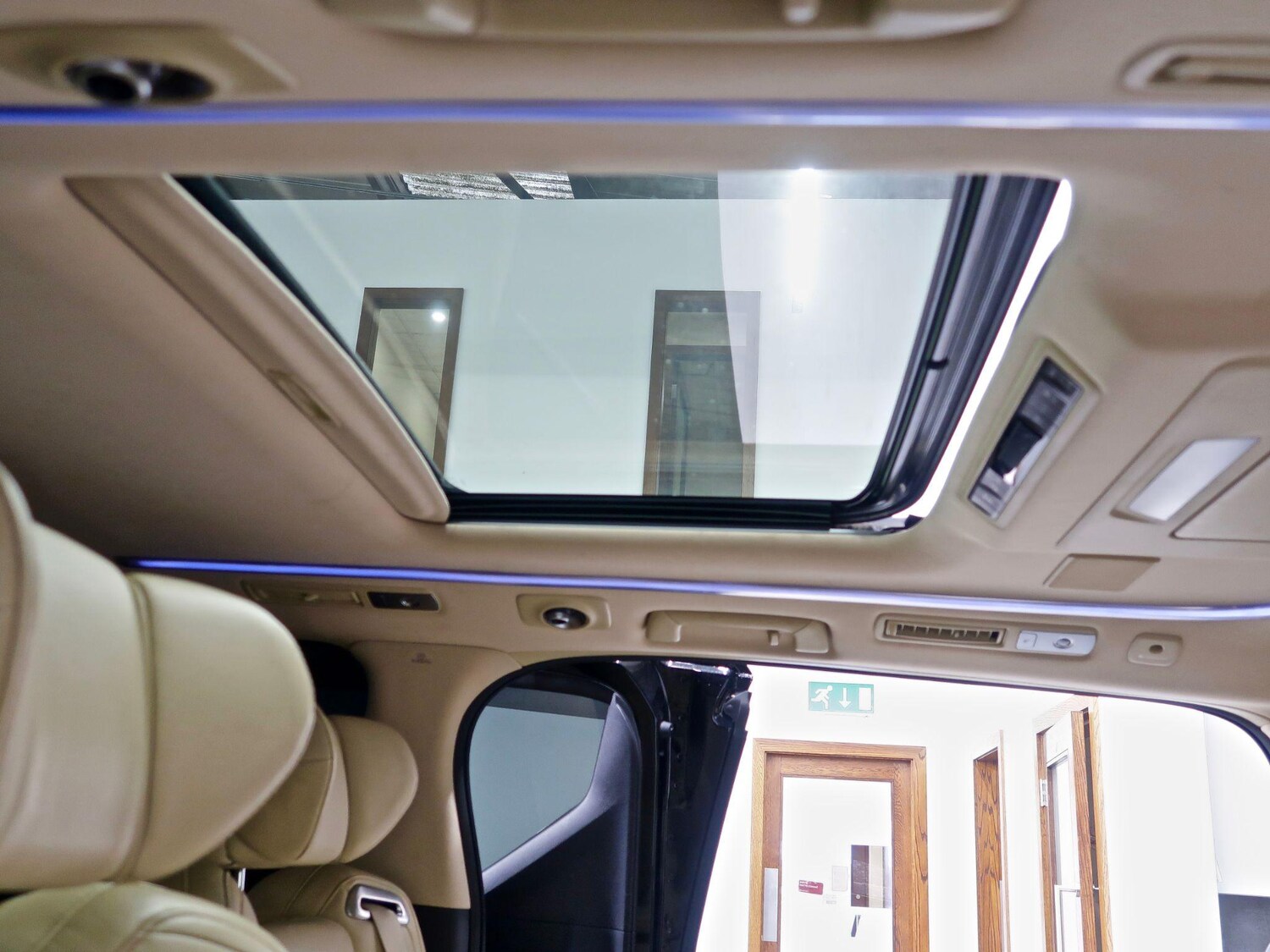 Used Toyota Alphard for sale - 77575137: Photo 44