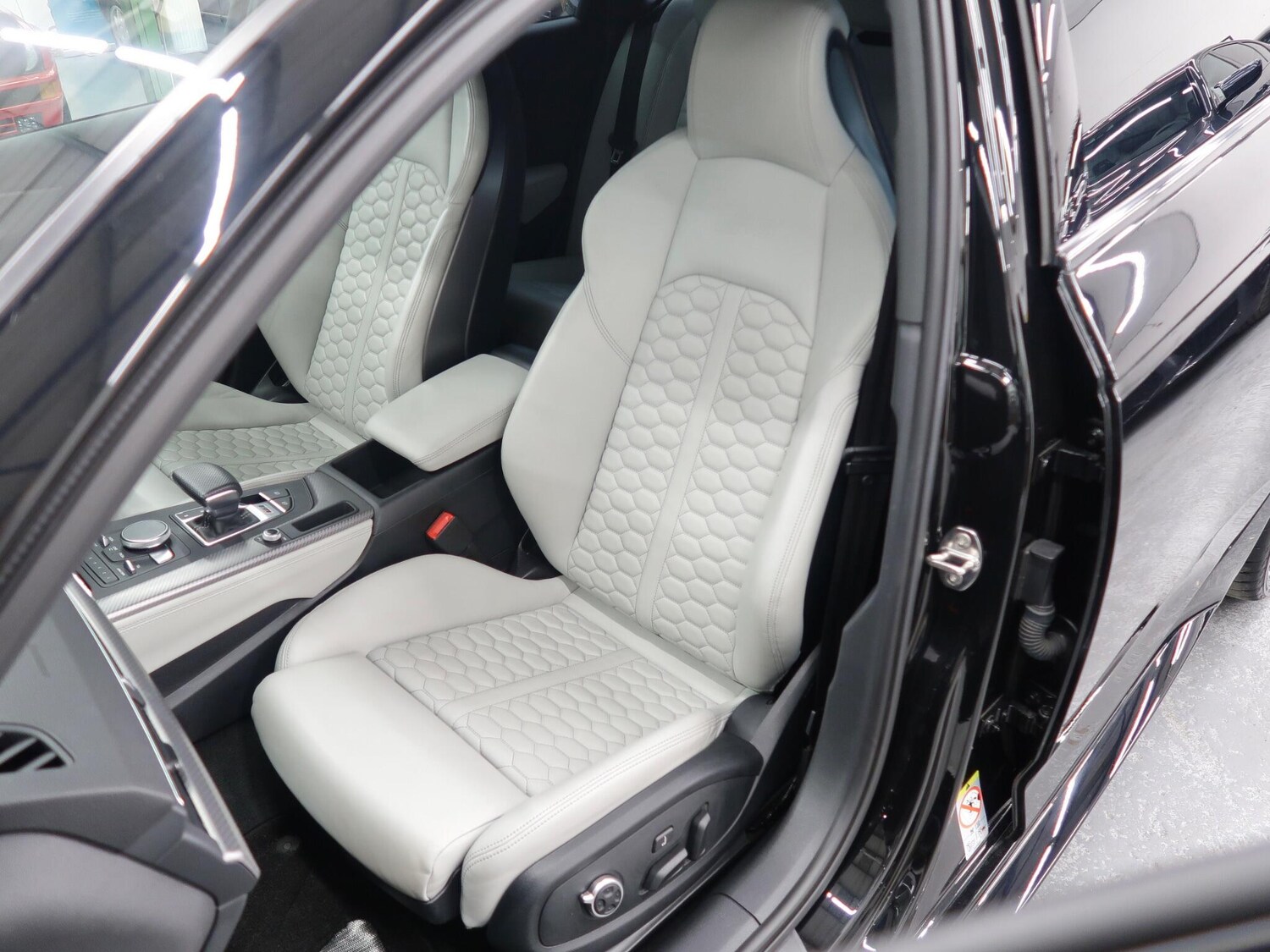 Used Audi RS4 Avant 2026 for sale - 77344094: Photo 57