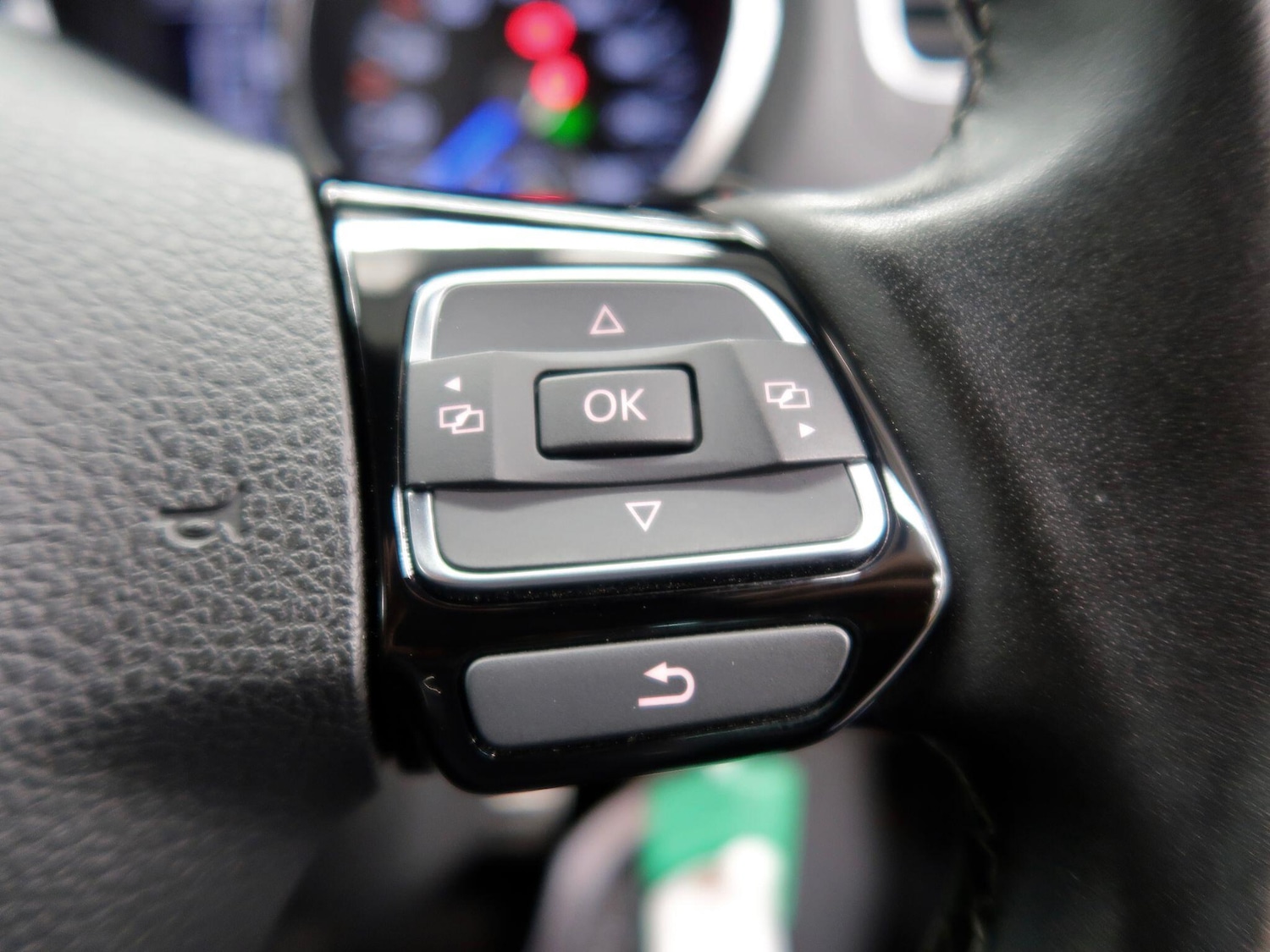 Used Volkswagen Golf for sale - 76995286: Photo 28