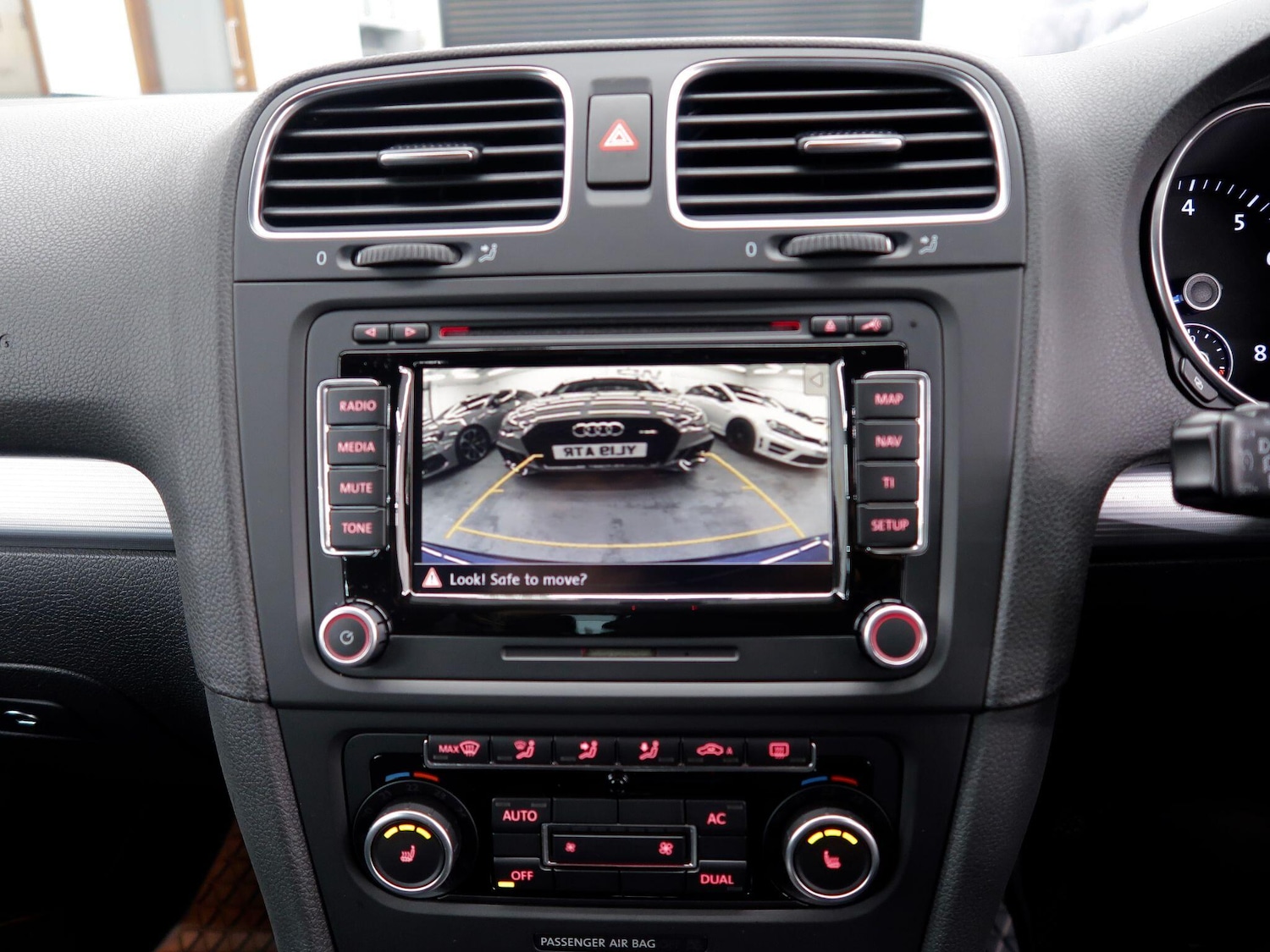 Used Volkswagen Golf for sale - 76995286: Photo 42