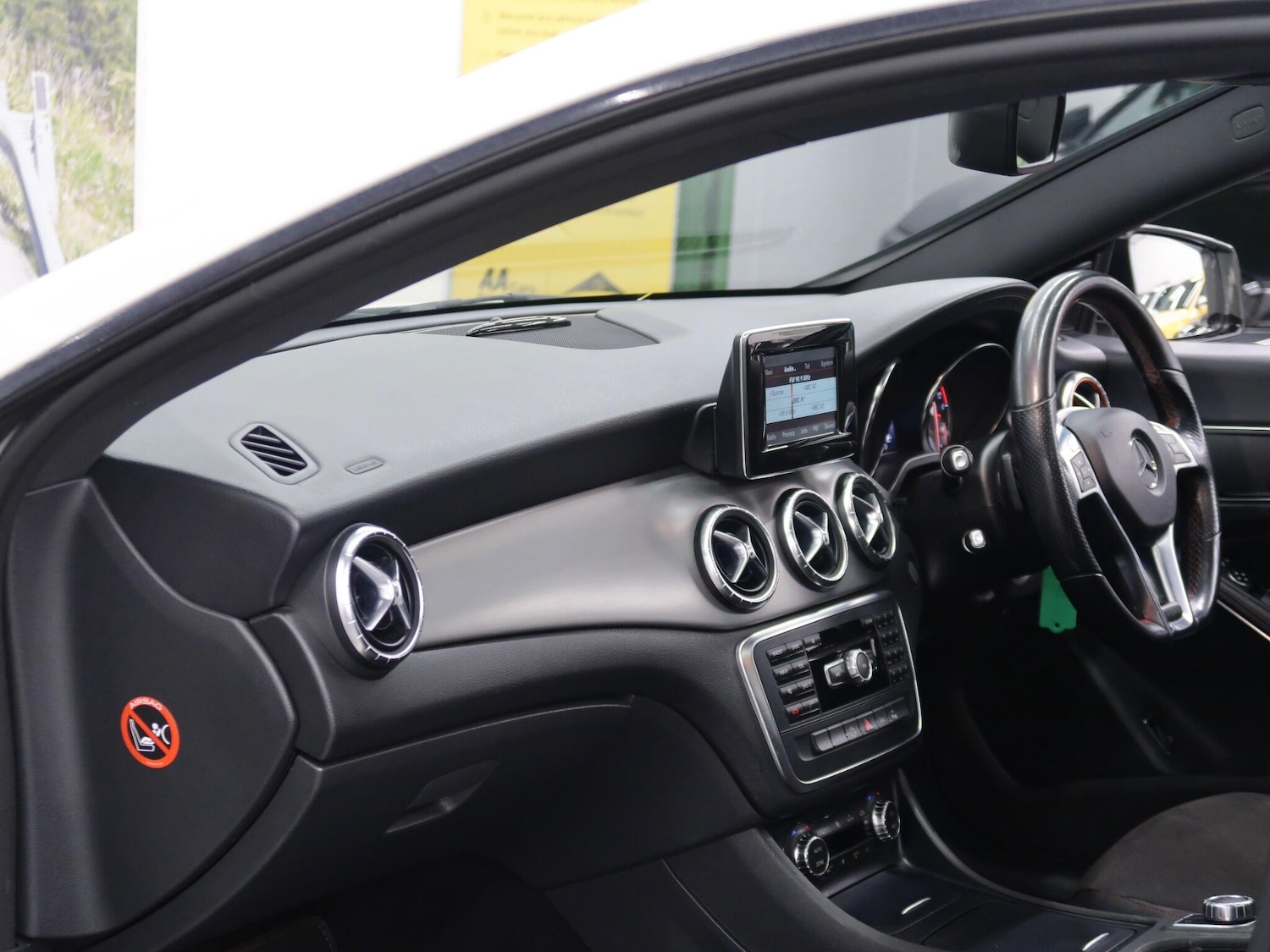 Used Mercedes-Benz CLA 2014 for sale - 76990908: Photo 16