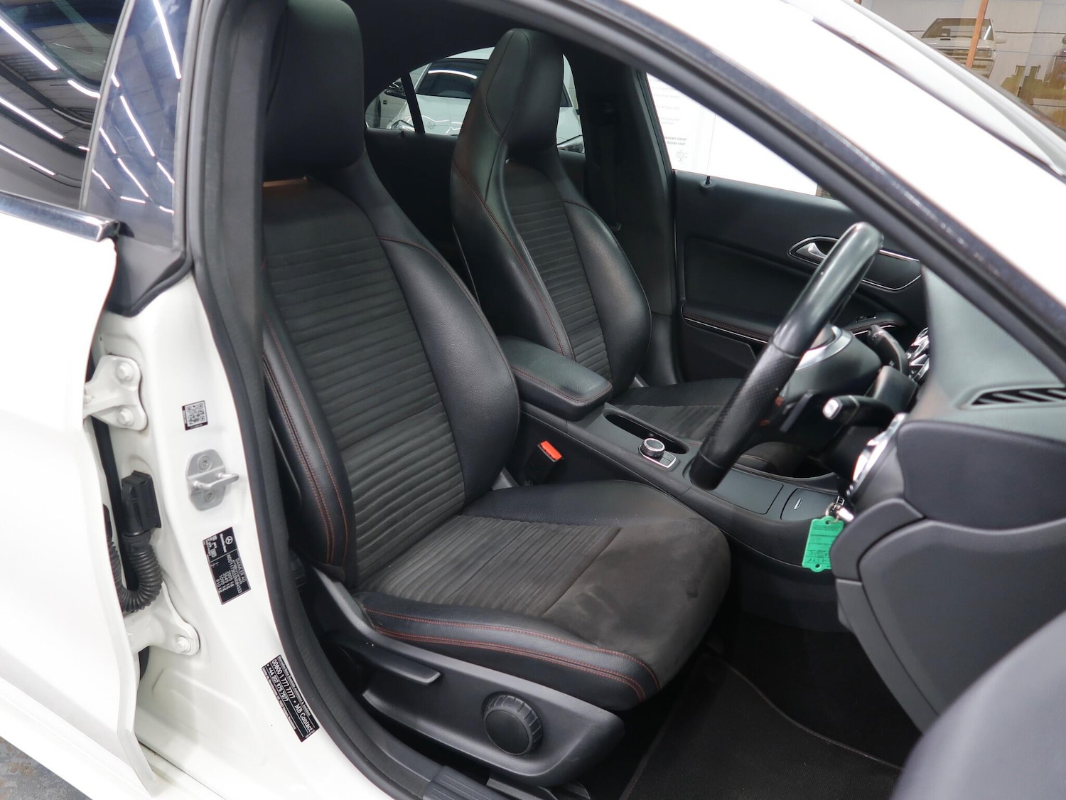 Used Mercedes-Benz CLA 2014 for sale - 76990908: Photo 18