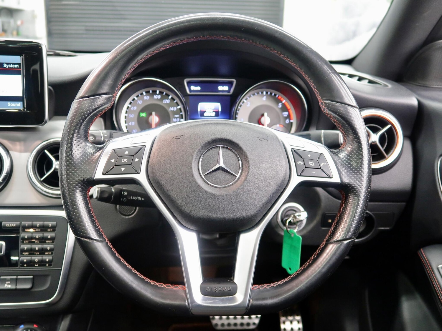 Used Mercedes-Benz CLA 2014 for sale - 76990908: Photo 32