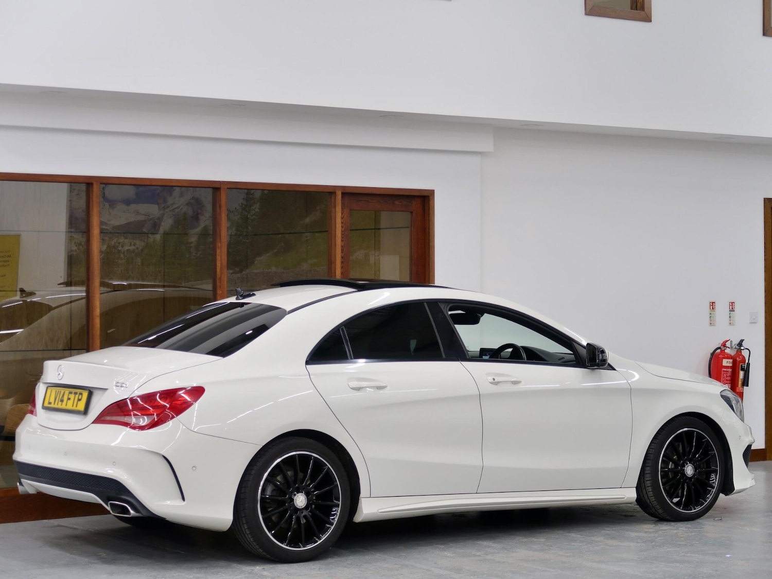Used Mercedes-Benz CLA 2014 for sale - 76990908: Photo 9