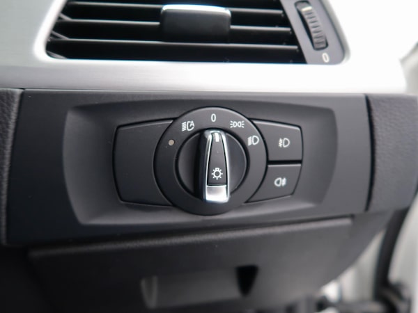 Used BMW 3 Series 2011 for sale - 76012184: Photo 12