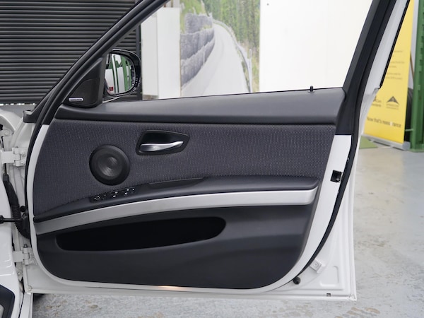 Used BMW 3 Series 2011 for sale - 76012184: Photo 34