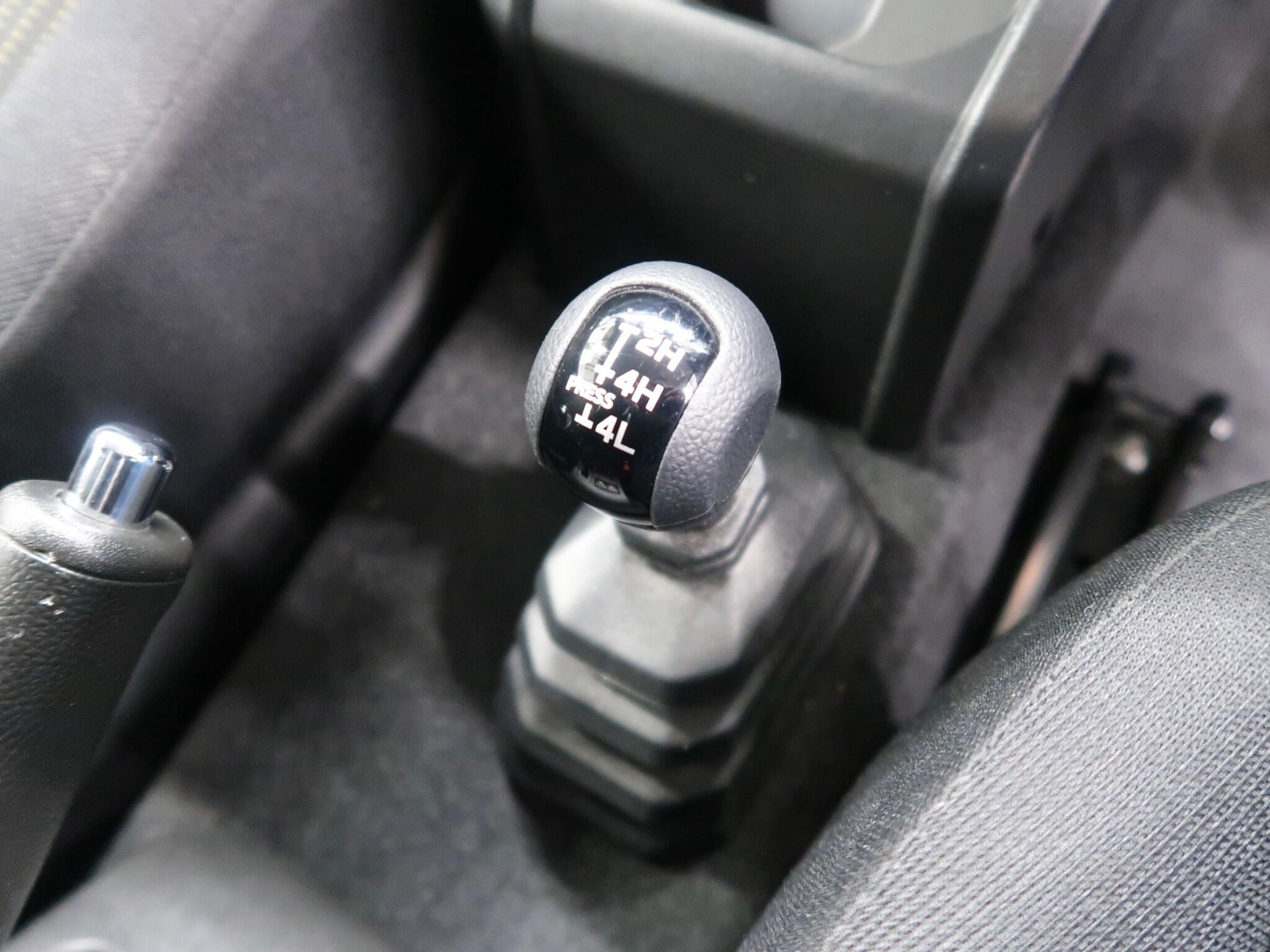 Used Suzuki Jimny for sale - 77120153: Photo 22