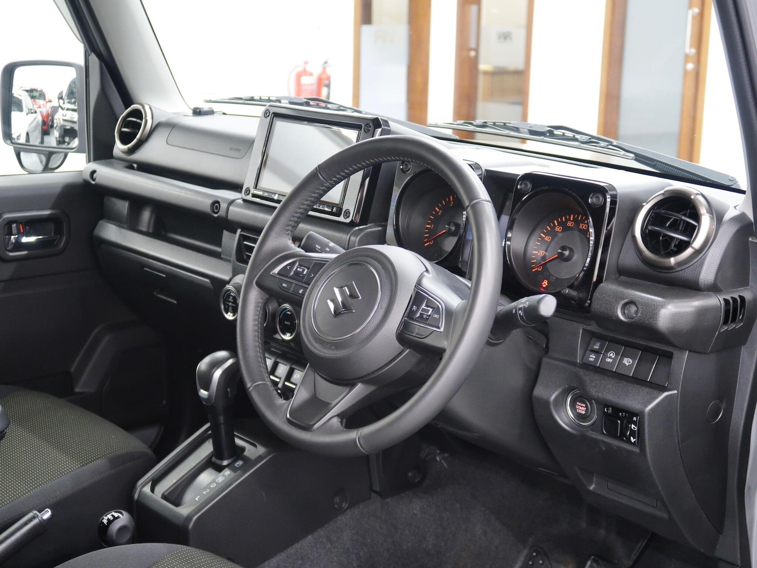 Used Suzuki Jimny for sale - 77120153: Photo 23