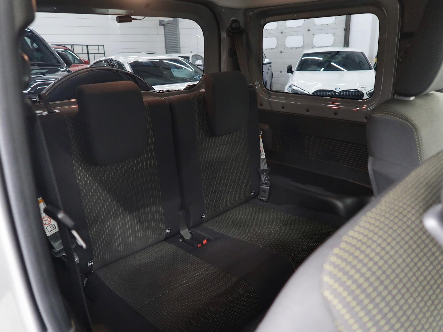 Used Suzuki Jimny for sale - 77120153: Photo 27