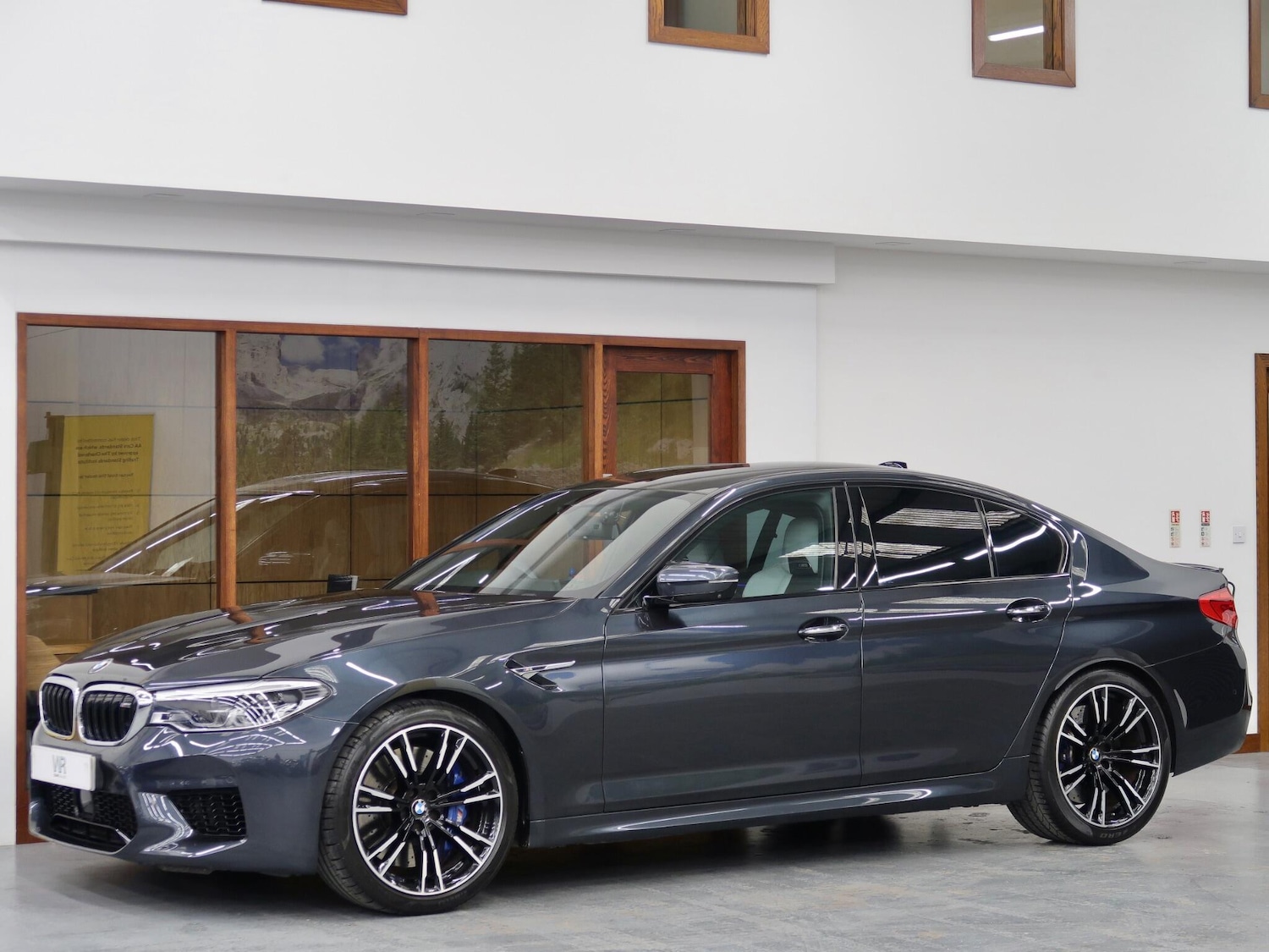 Used BMW M5 2018 for sale - 77658675: Photo 3