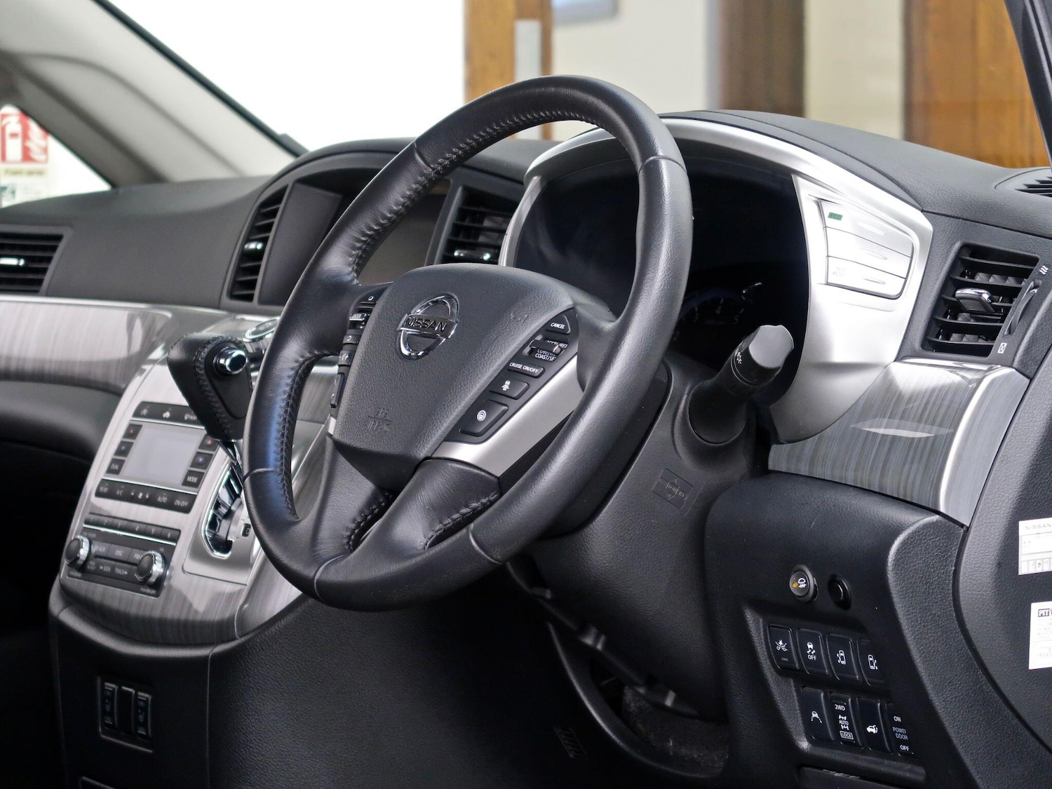 Used Nissan Elgrand 2019 for sale - 78072691: Photo 13