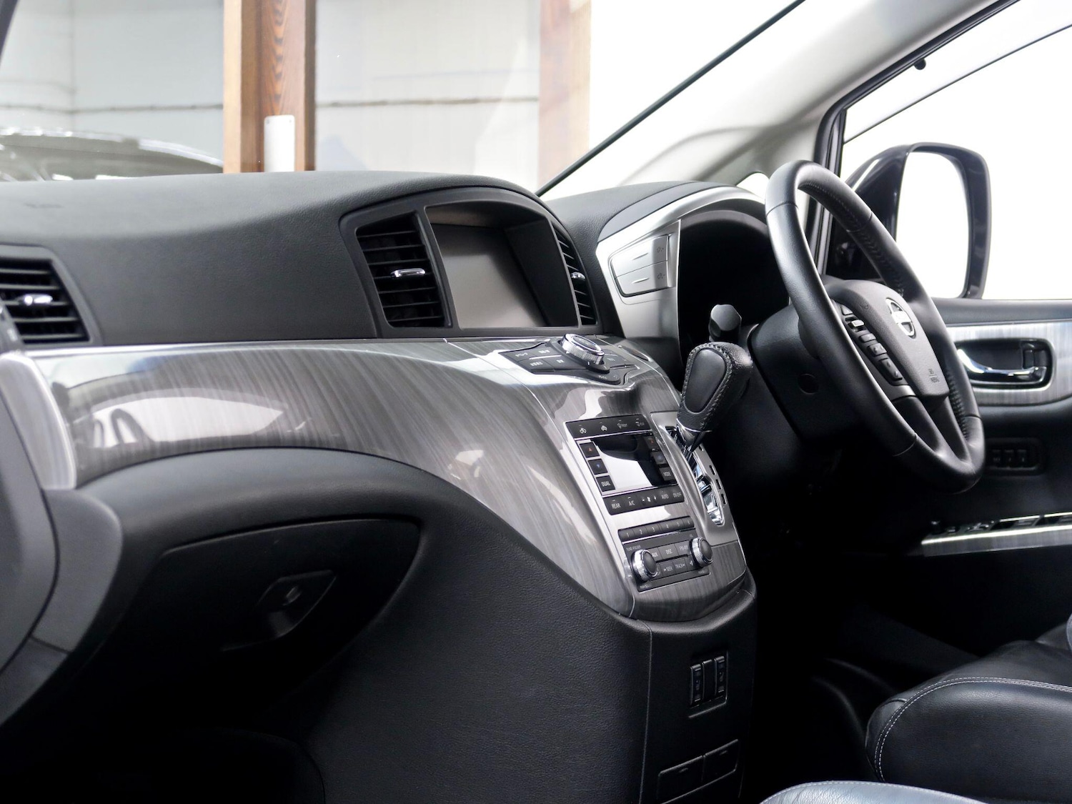 Used Nissan Elgrand 2019 for sale - 78072691: Photo 14