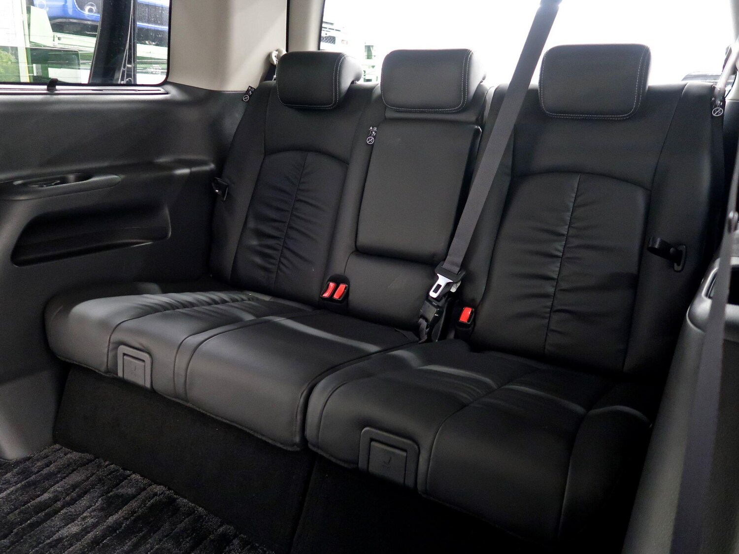 Used Nissan Elgrand 2019 for sale - 78072691: Photo 19