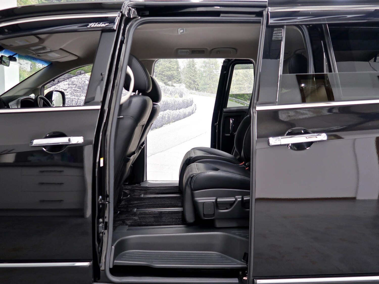 Used Nissan Elgrand 2019 for sale - 78072691: Photo 46