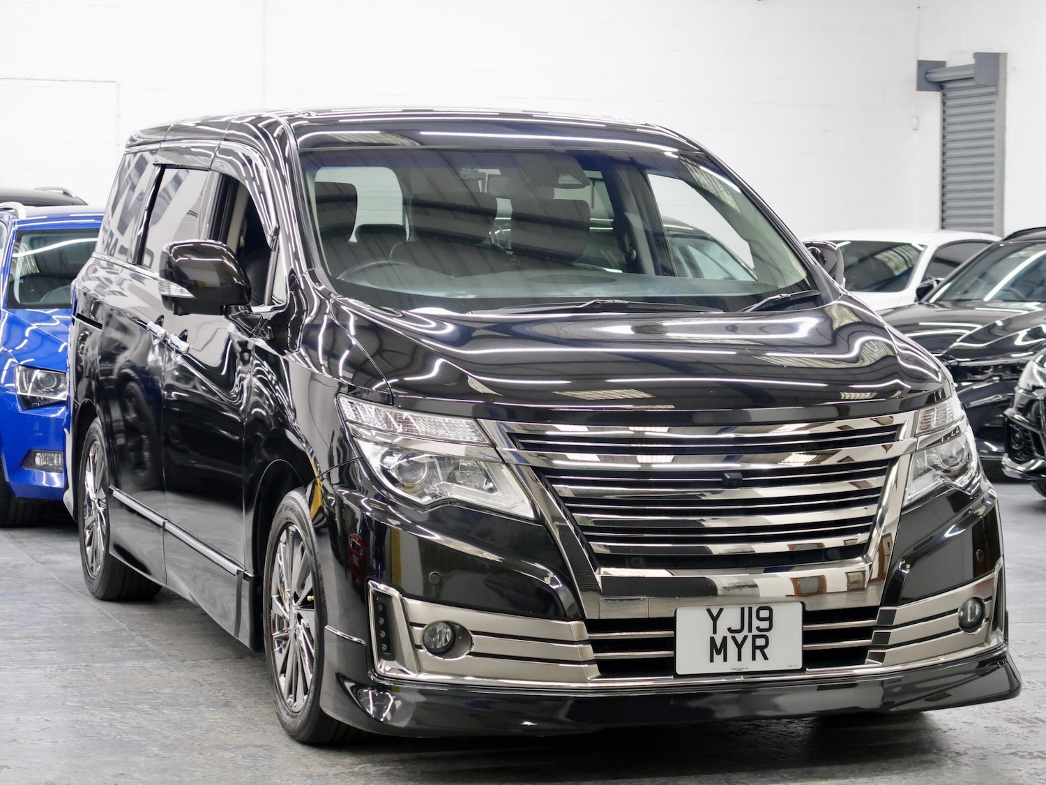 Used Nissan Elgrand 2019 for sale - 78072691: Photo 5