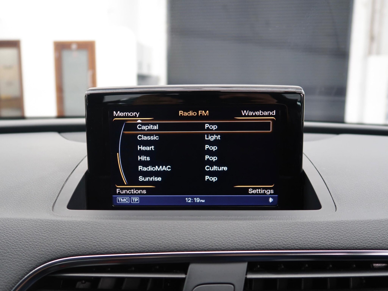 Used Audi RS Q3 2025 for sale - 76550115: Photo 43