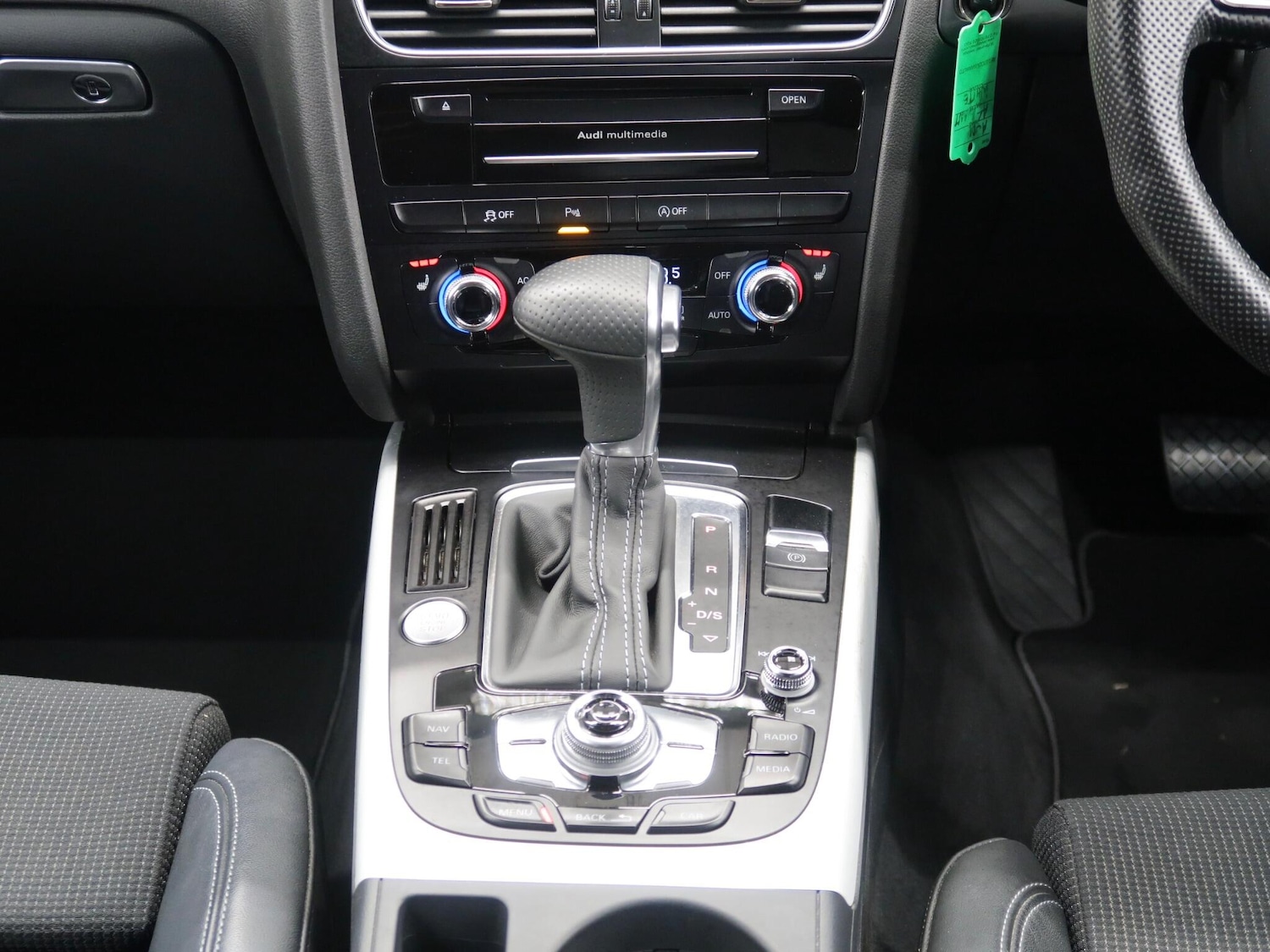Used Audi A4 Avant 2013 for sale - 76026576: Photo 10