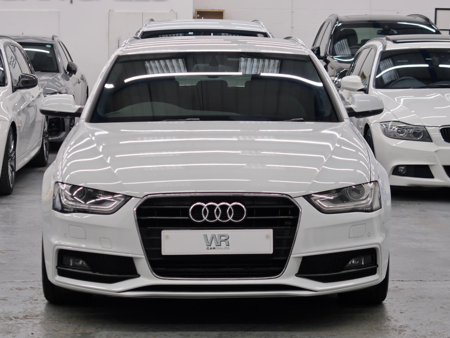 Used Audi A4 Avant 2013 for sale - 76026576: Photo 2