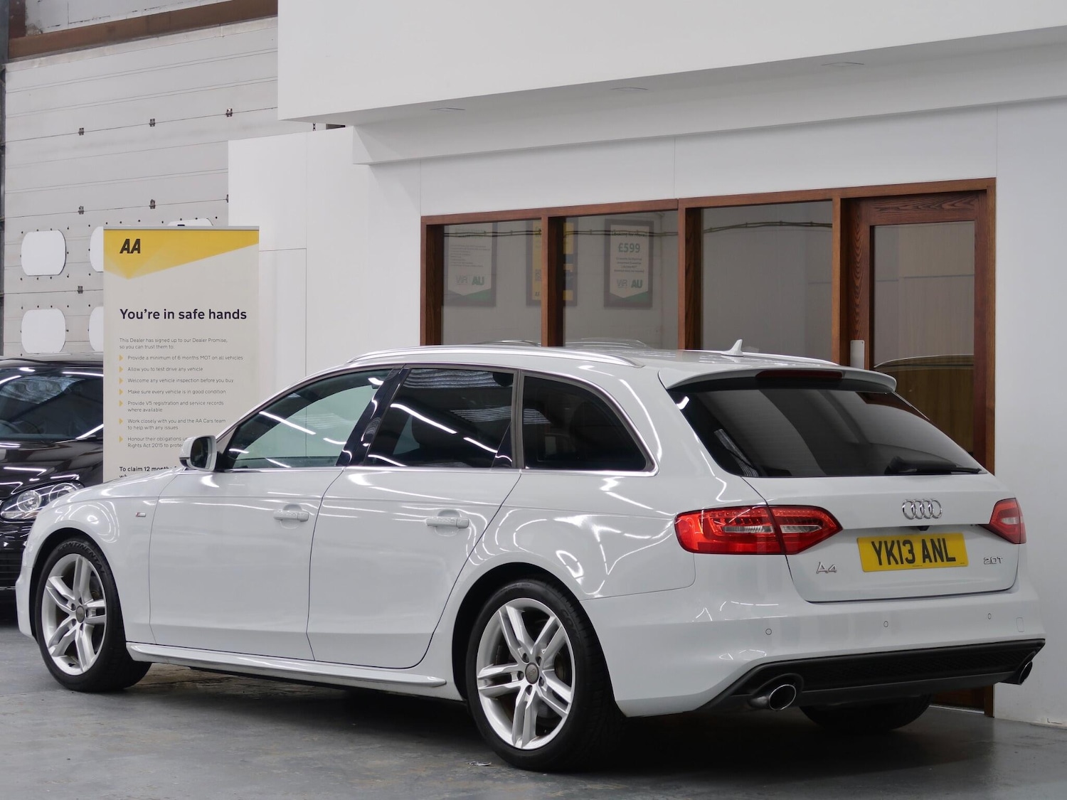 Used Audi A4 Avant 2013 for sale - 76026576: Photo 4