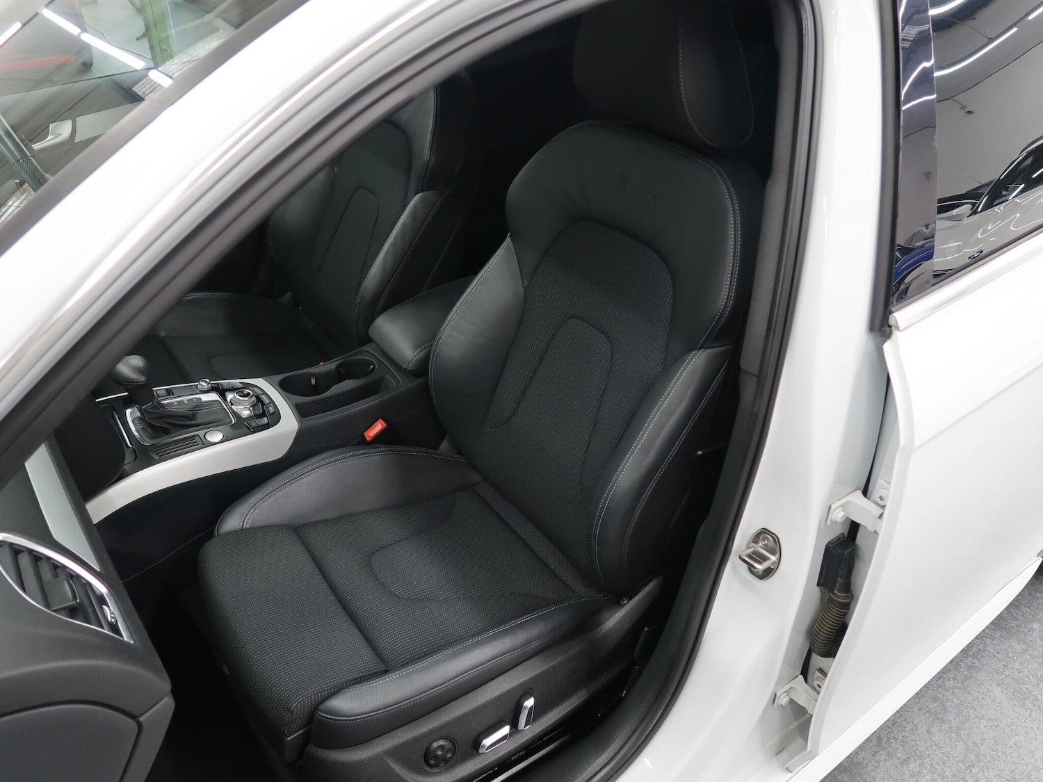 Used Audi A4 Avant 2013 for sale - 76026576: Photo 43