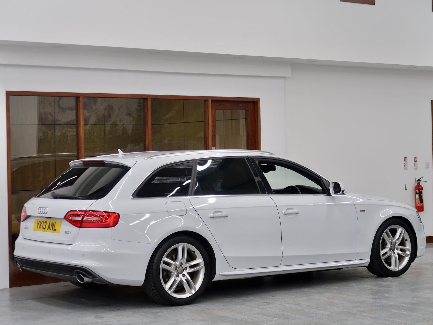 Used Audi A4 Avant 2013 for sale - 76026576: Photo 7