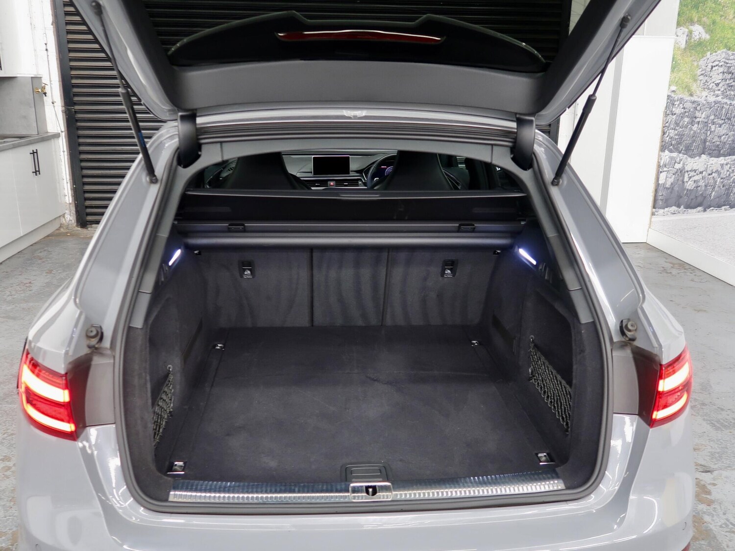 Used Audi RS4 Avant for sale - 78214223: Photo 53