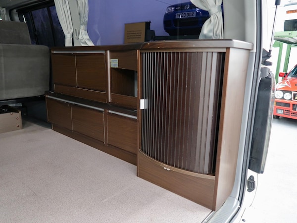 Used Toyota HiAce 2010 for sale - 74837512: Photo 26