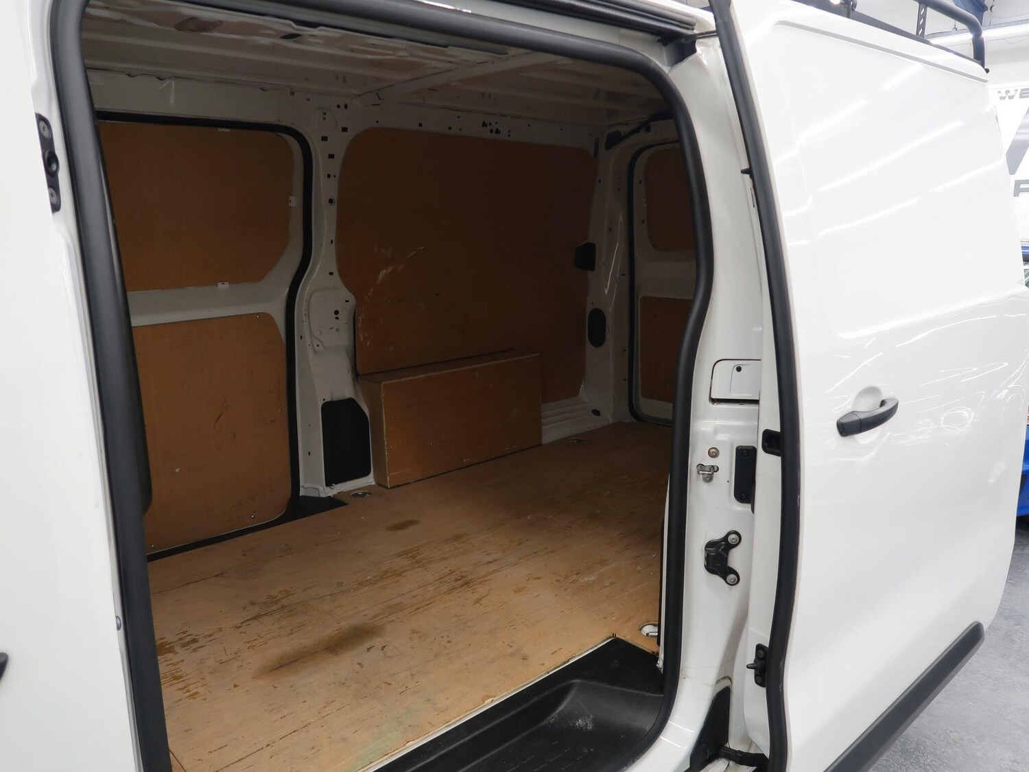 Vehicle 29