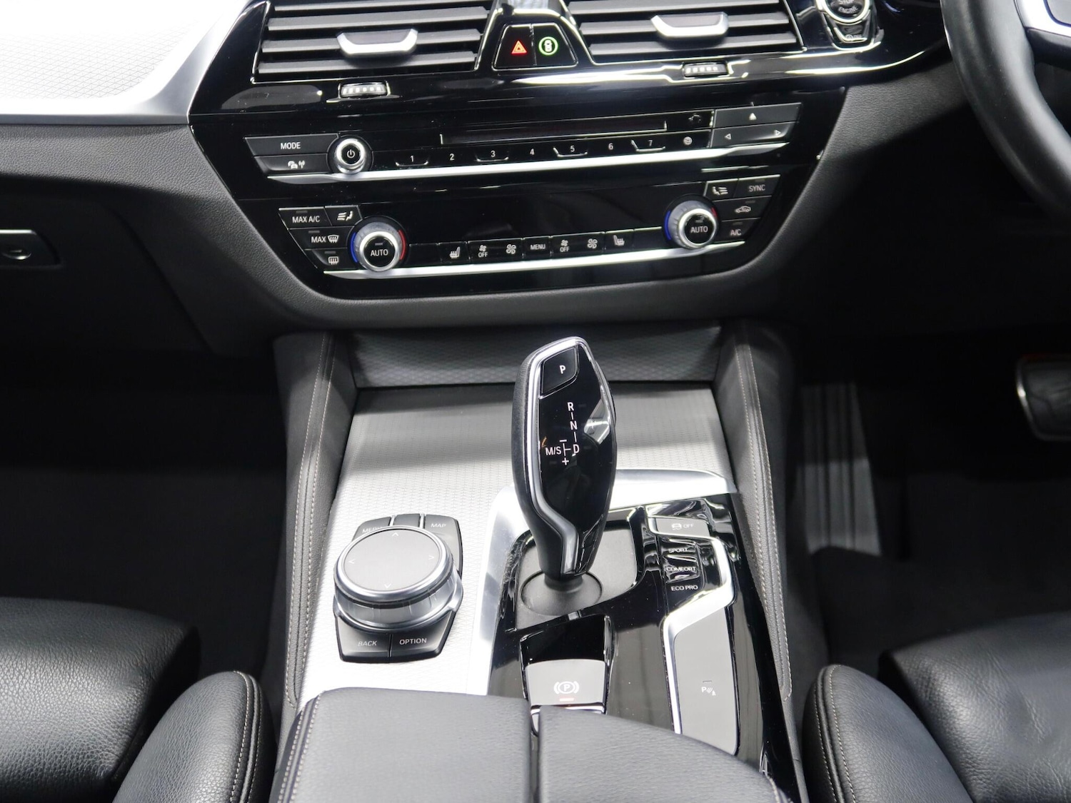 Used BMW 5 Series 2019 for sale - 76512020: Photo 12